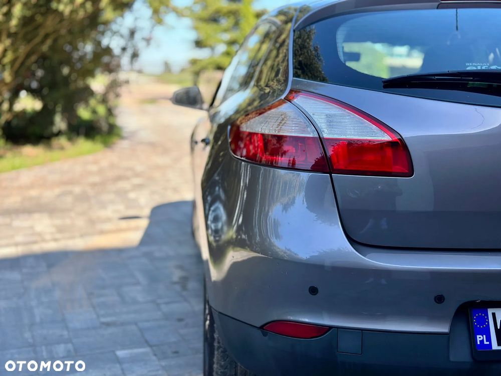 Renault Megane 1.6 16V 110 Expression - 11