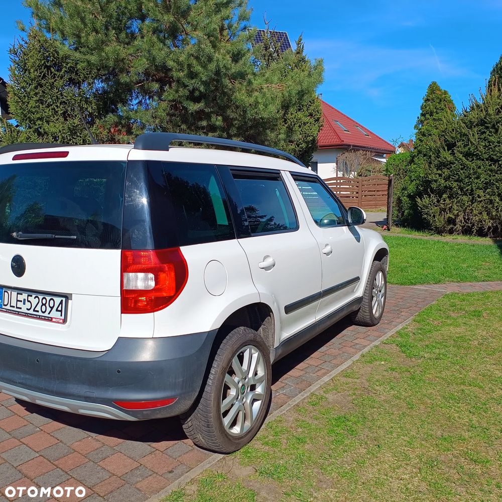 Skoda Yeti 1.2 TSI Ambition DSG - 13
