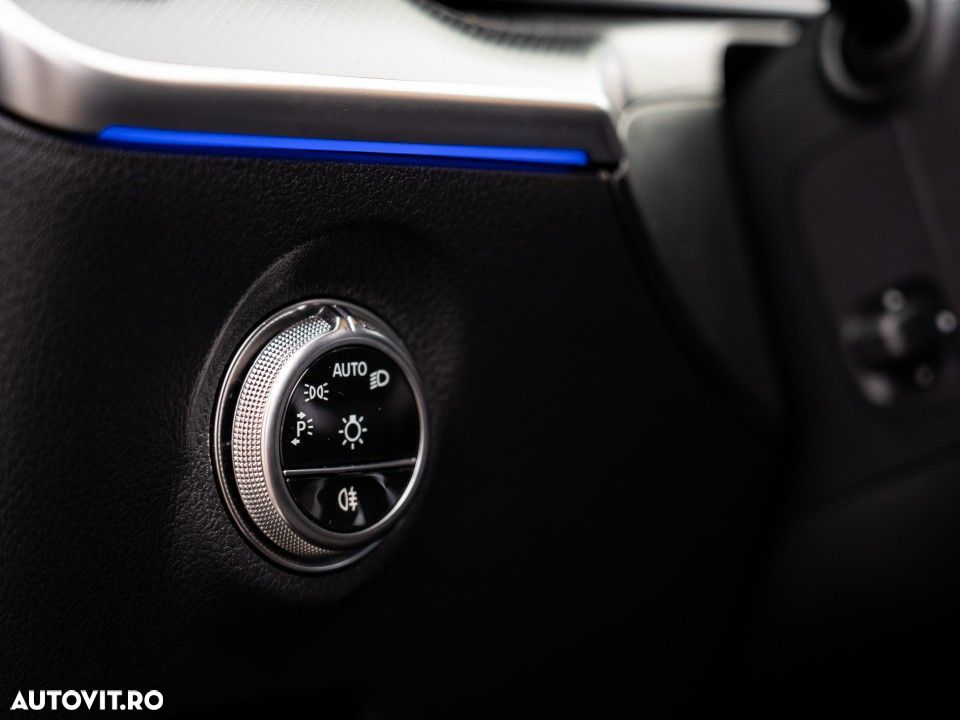 Mercedes-Benz C - 25