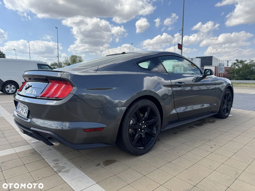 Ford Mustang 2.3 EcoBoost - 9
