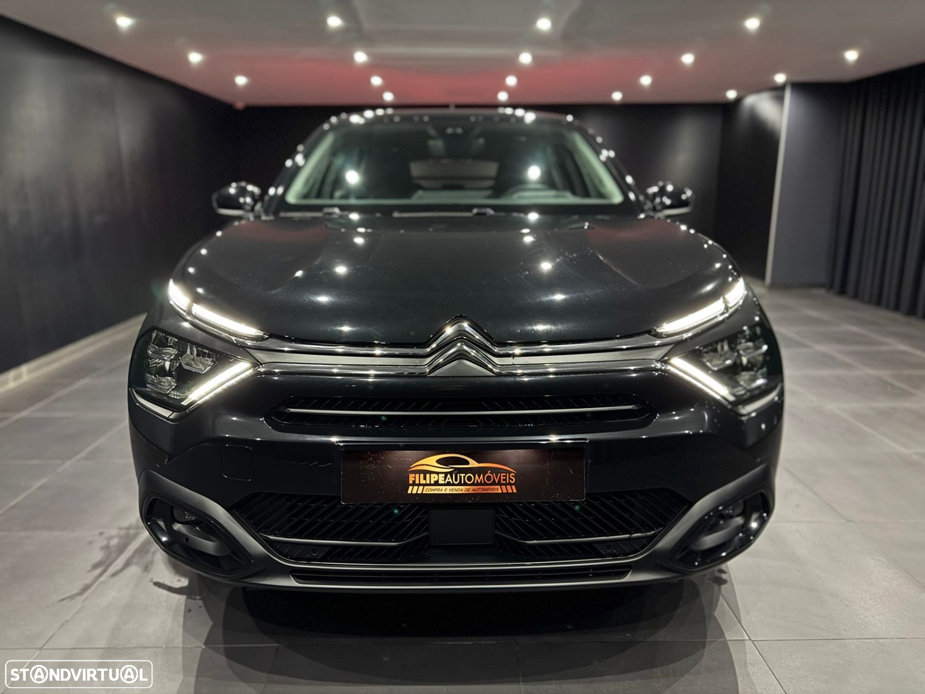 Citroën e-C4 50 kWh Shine - 2