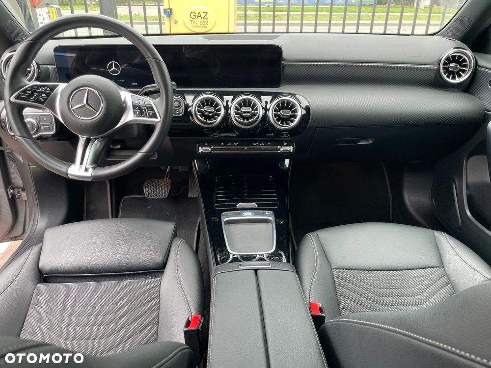 Mercedes-Benz Klasa A 200 Progressive 7G-DCT - 9