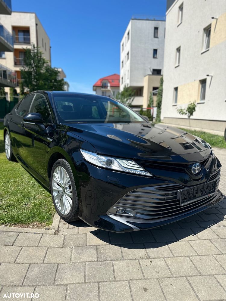Toyota Camry 2.5 Exclusive - 2
