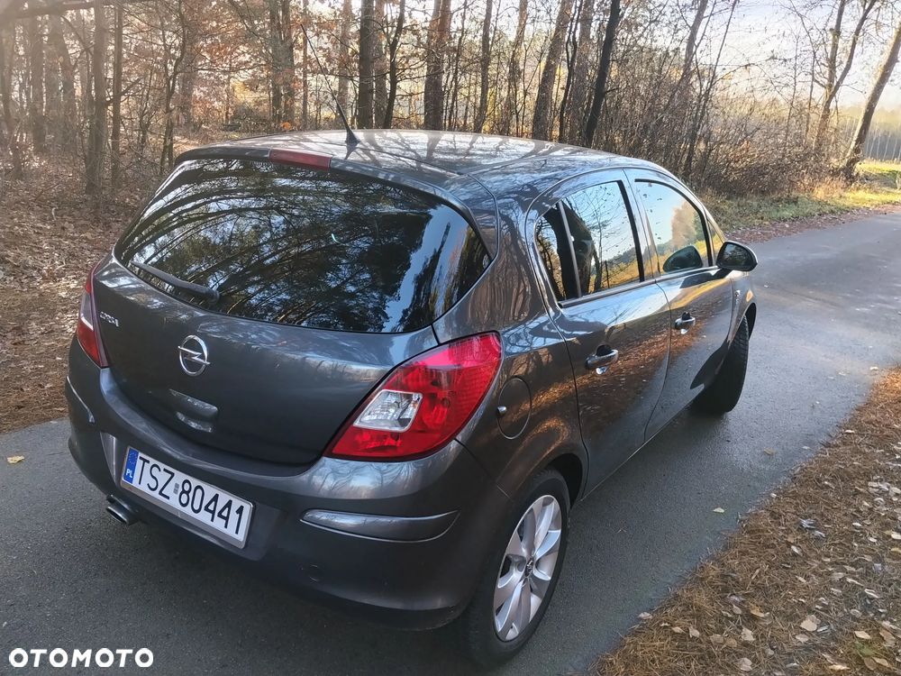 Opel Corsa 1.4 16V Color Edition - 6
