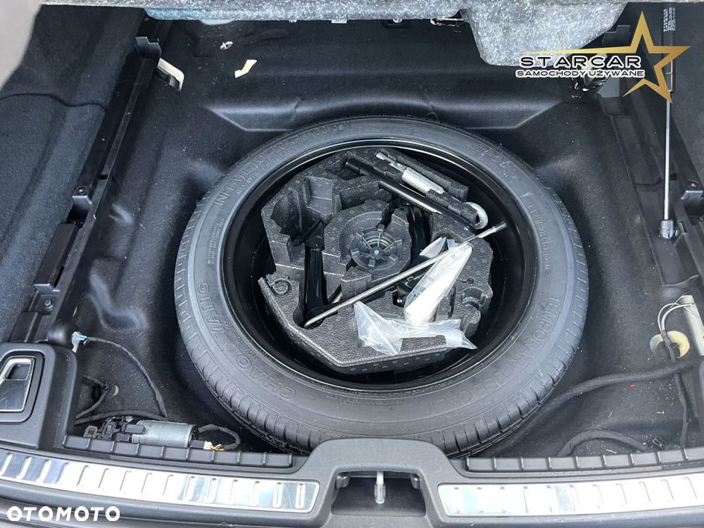 Volvo V90 Cross Country - 34