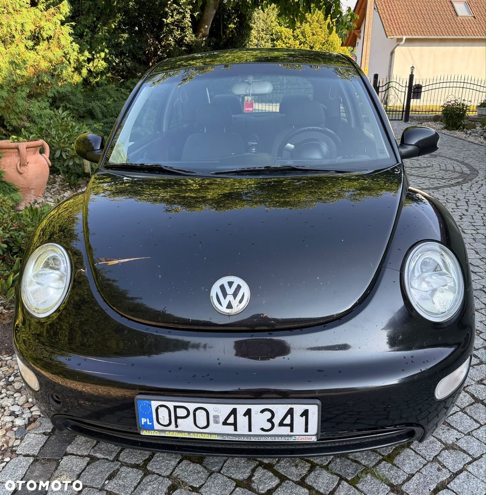 Volkswagen New Beetle - 1