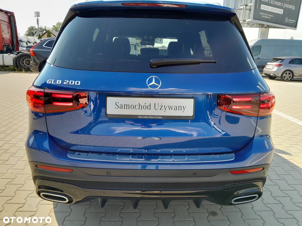 Mercedes-Benz GLB 200 AMG Line 7G-DCT - 4
