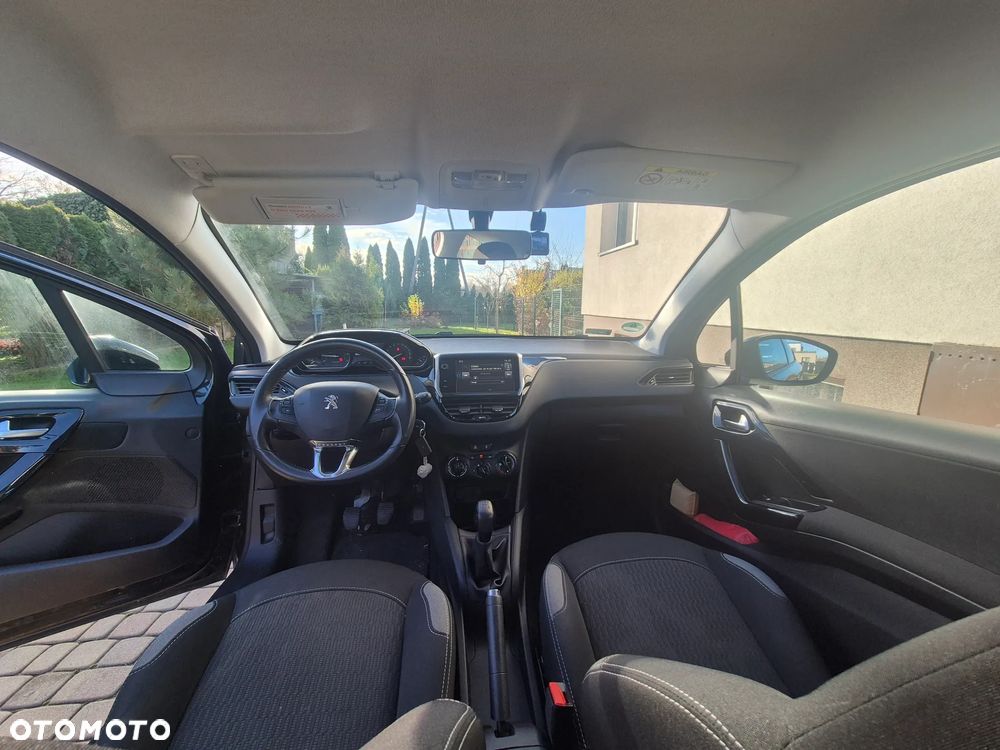 Peugeot 208 PureTech 82 Active - 8