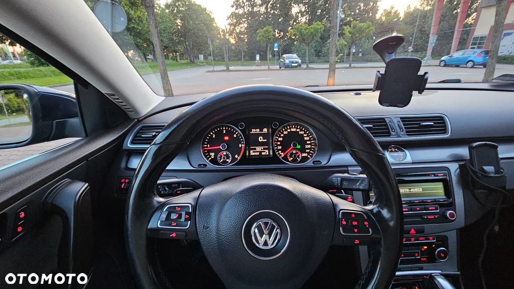 Volkswagen Passat 2.0 TDI DPF Comfortline DSG - 29