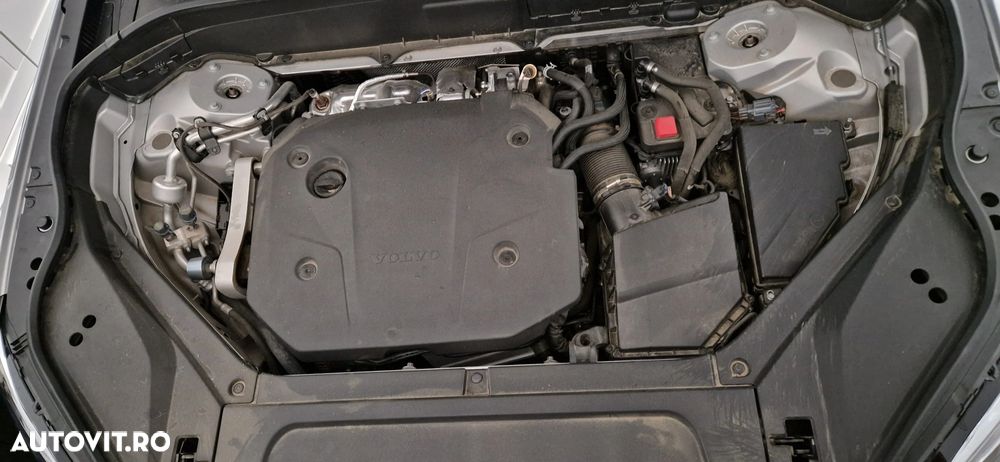 Volvo XC 90 B5 D AWD Plus Bright - 18