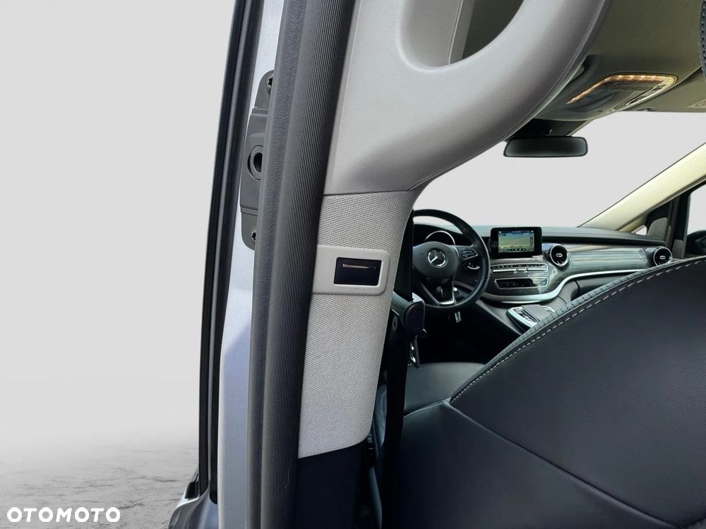 Mercedes-Benz Klasa V 250 d Avantgarde 9G-Tronic (d³ugi) - 16