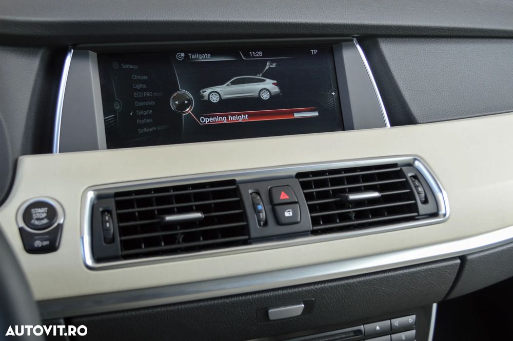 BMW Seria 5 520d Aut. Luxury Line - 25