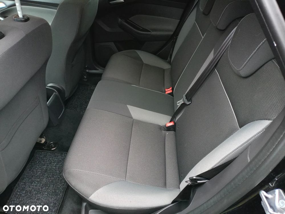 Ford Focus 1.6 TI-VCT Champions Edition - 11