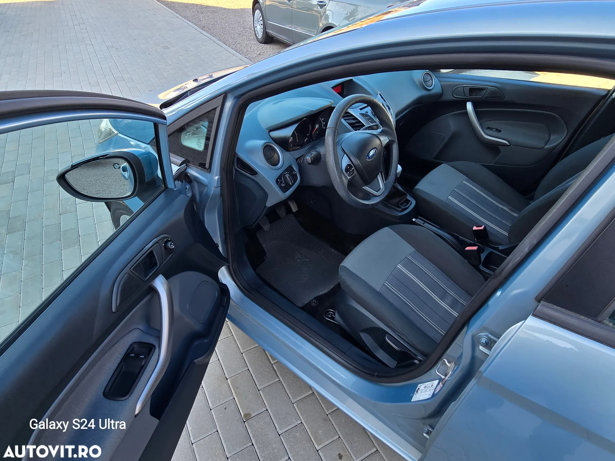 Ford Fiesta 1.25 Celebration - 14