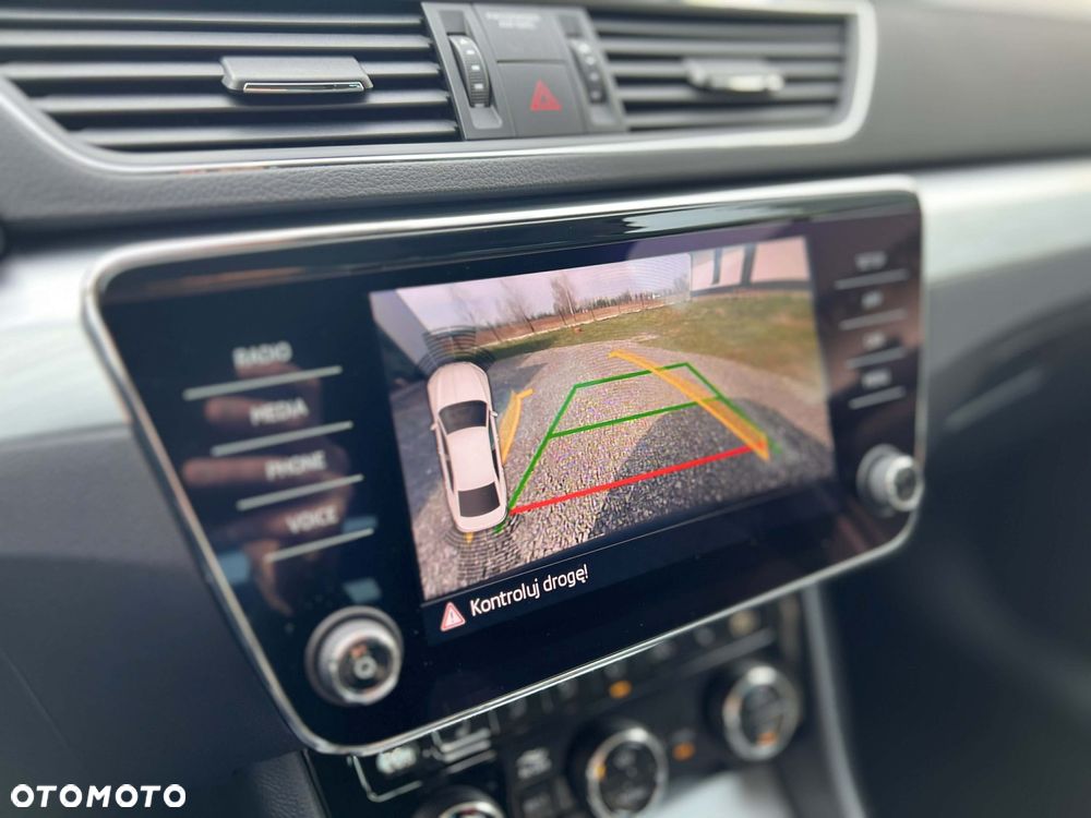 Skoda Superb 2.0 TSI Ambition DSG - 7