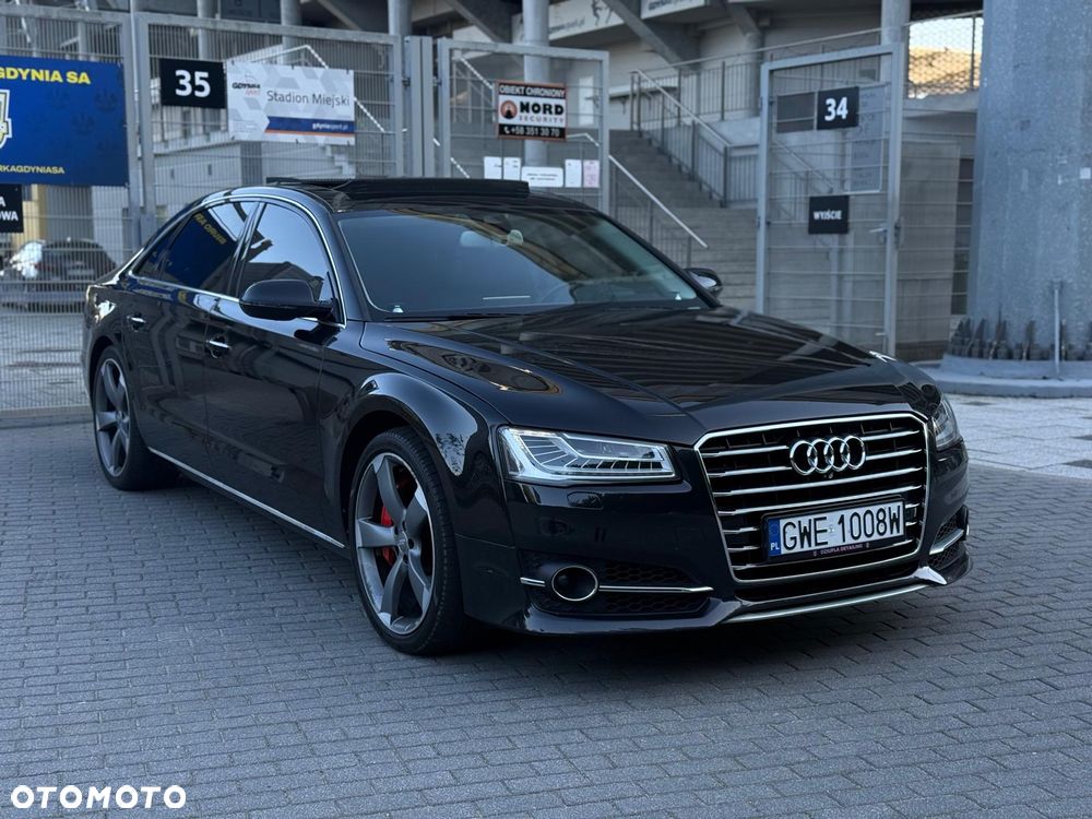 Audi A8 2015 photo 3