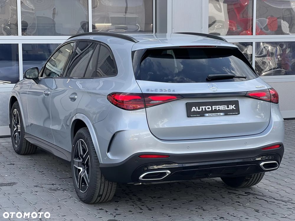 Mercedes-Benz GLC 220 d 4Matic 9G-TRONIC AMG Line Advanced - 12