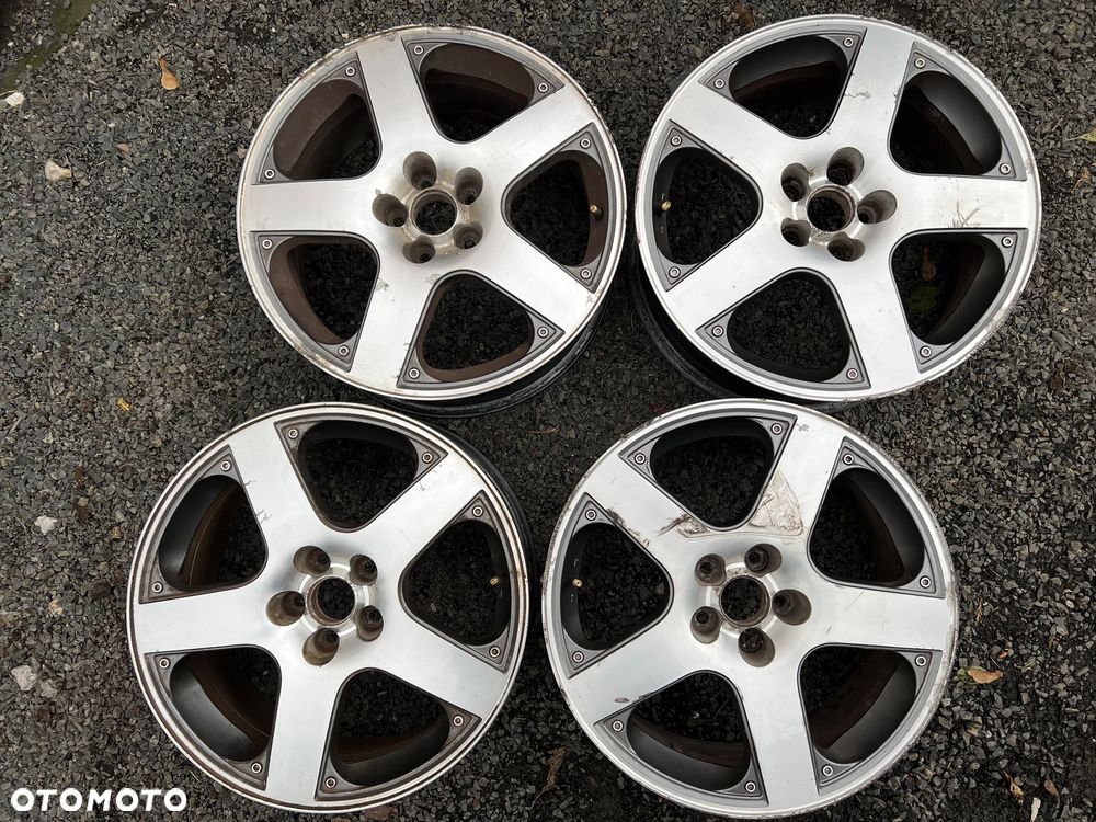 VOLKSWAGEN R17 UNIKATOWE ORYGINALNE FELGI ALUMINIOWE 17" 7J ET38 5X100 57,1mm ALUFELGI 1J0601025S KOMPLET 4SZT SANTA MONICA GOLF IV GTI - 1