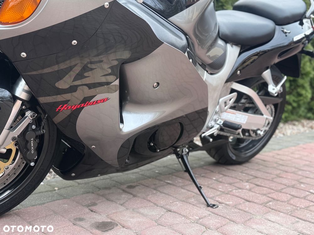 Suzuki GSX-R - 17