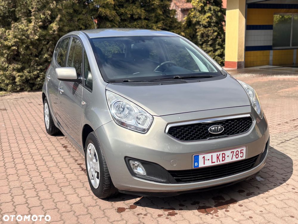 Kia Venga - 7