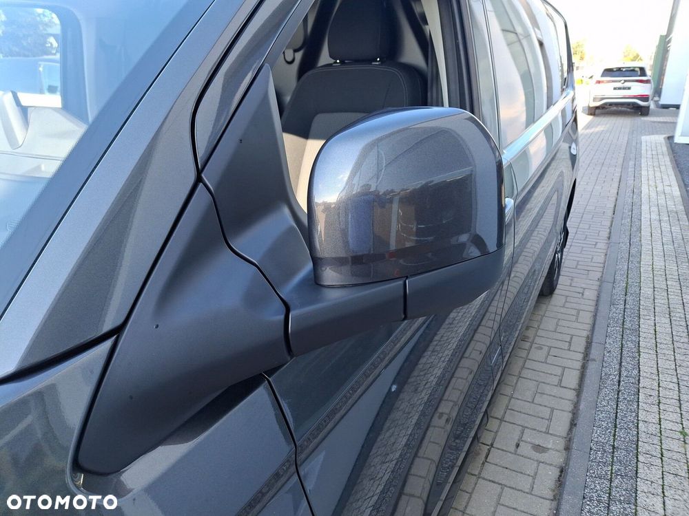 Volkswagen Transporter Furgon 2.0 TDI 150 KM automat - 13