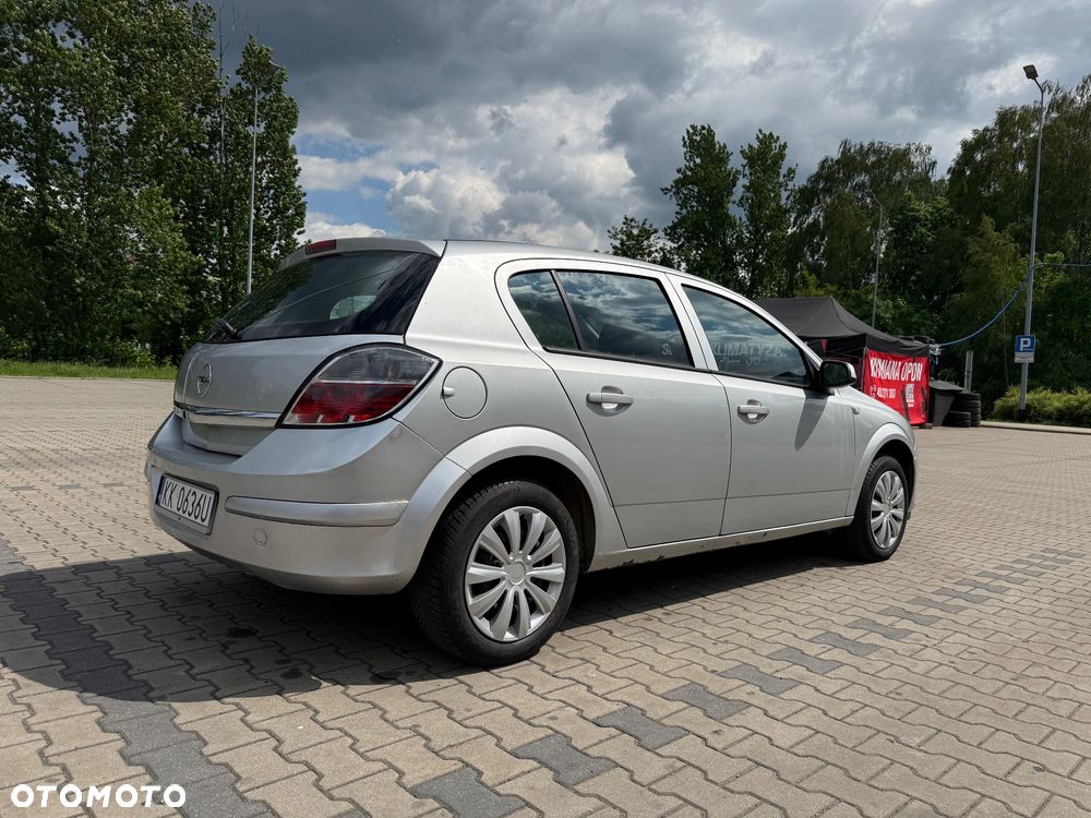 Opel Astra 1.6 - 5
