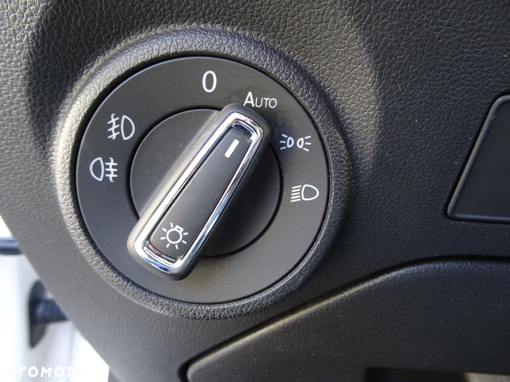 Seat Leon 1.2 TSI Start&Stop CONNECT - 9