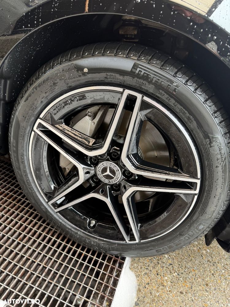 Mercedes-Benz E - 16
