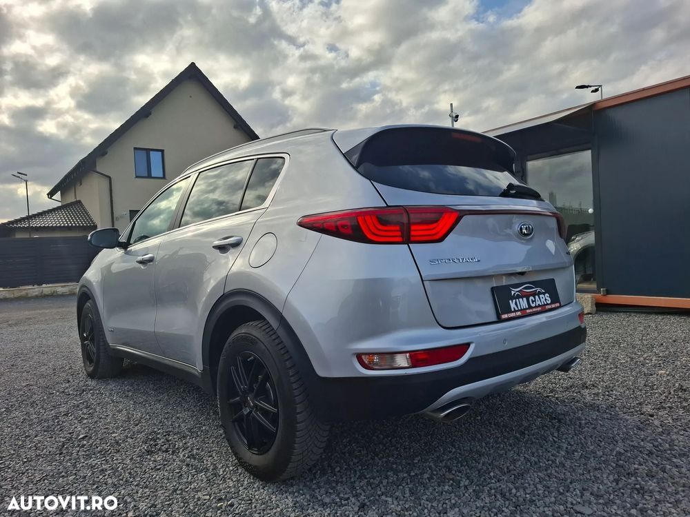 Kia Sportage 2.0 CRDI AWD Fifa World Cup Edition - 11