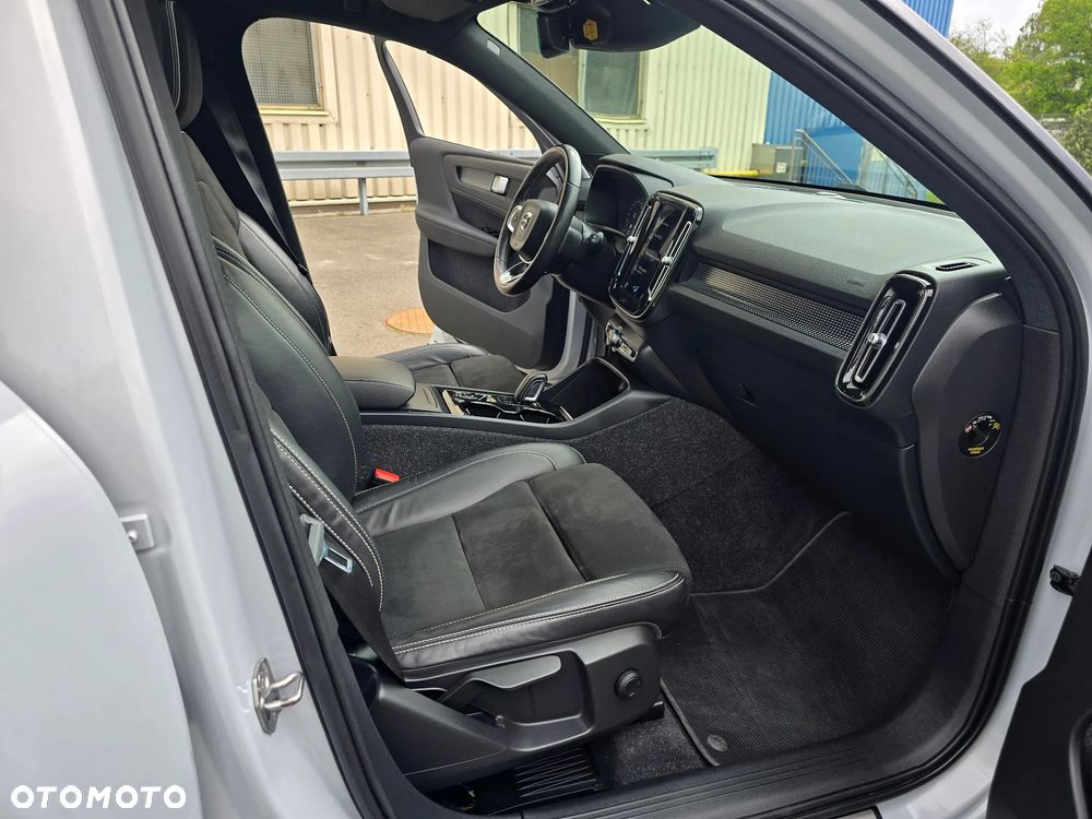Volvo XC 40 - 19