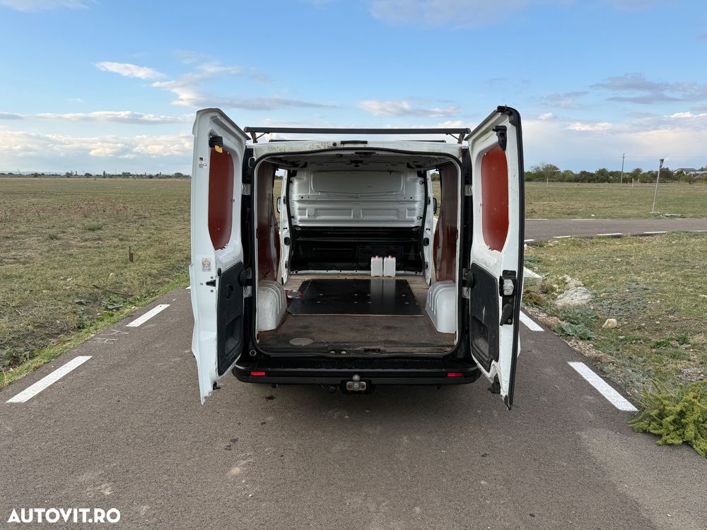 Opel Vivaro - 38