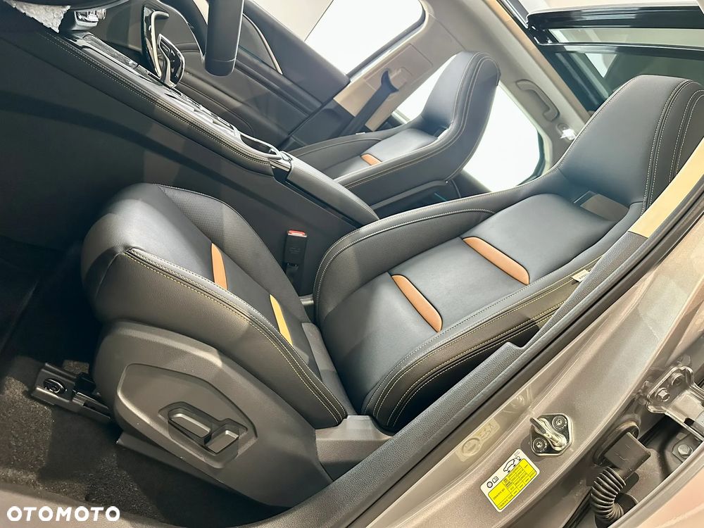 Bestune T77 1.5T Elegance DCT - 17