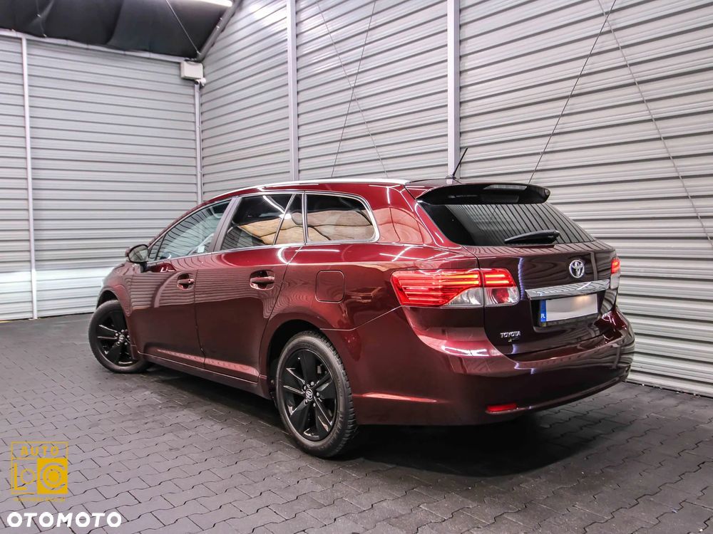 Toyota Avensis 2.0 D-4D Premium - 4