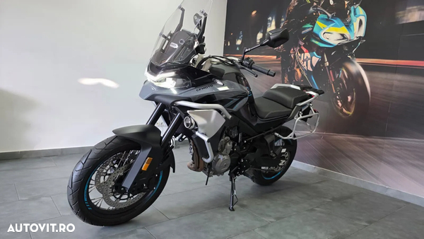 CF Moto 800 MT Sport