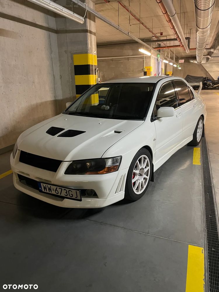 Mitsubishi Lancer Evolution IX - 6