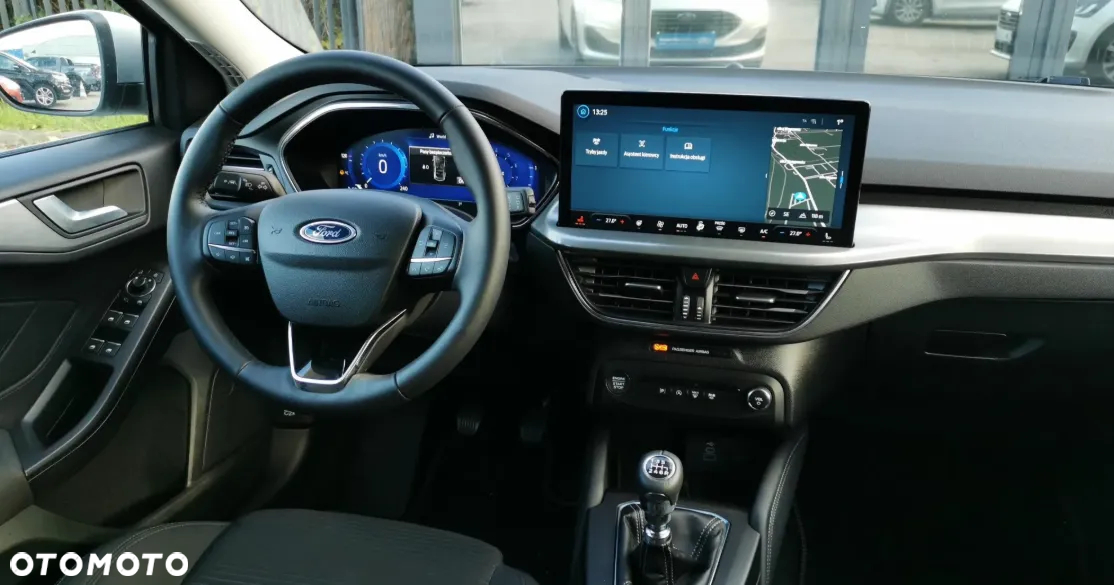 Ford Focus 1.0 EcoBoost Titanium X - 12