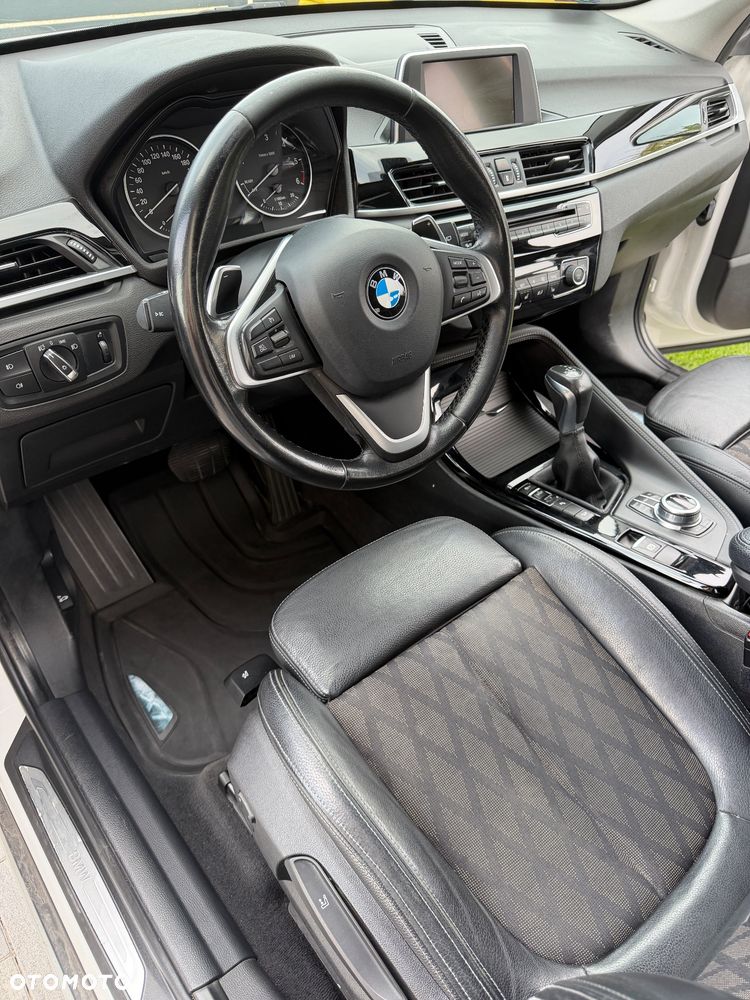 BMW X1 - 8