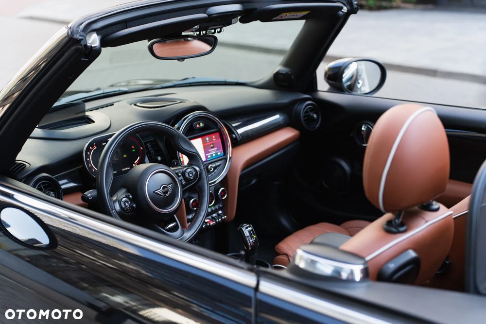 MINI Cooper S Cabrio John Works Trim - 9