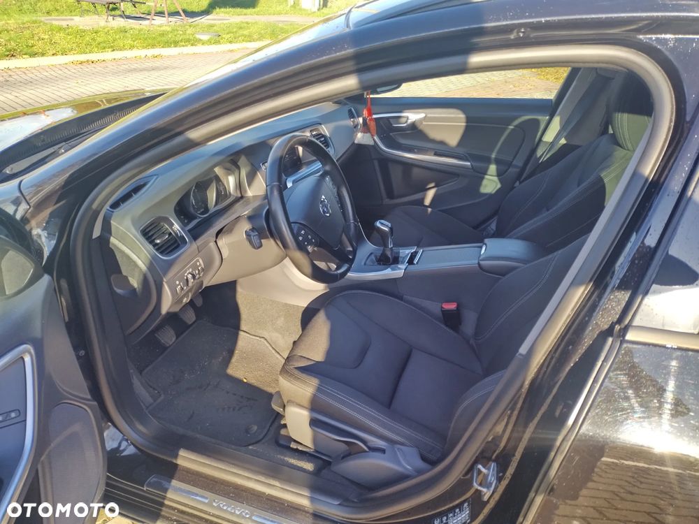 Volvo V60 D2 Drive-E Kinetic - 31