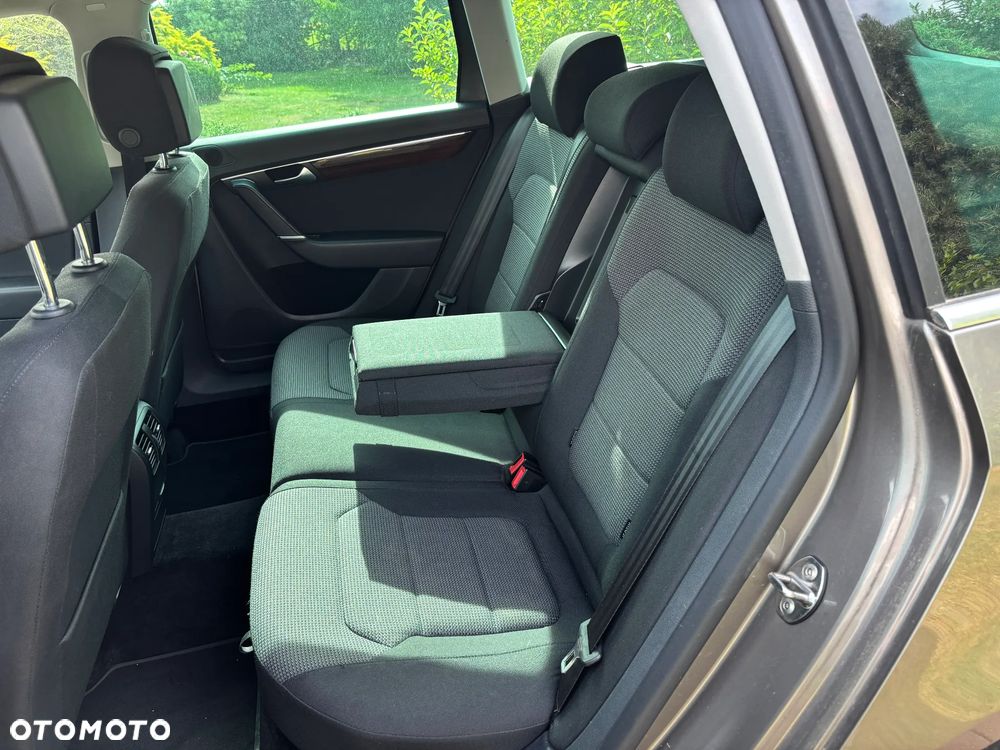 Volkswagen Passat Variant 2.0 TDI BlueMotion Technology Comfortline - 20