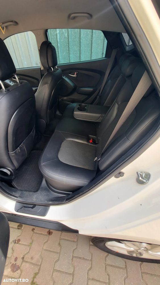 Hyundai ix35 1.7 CRDI 2WD Comfort - 14