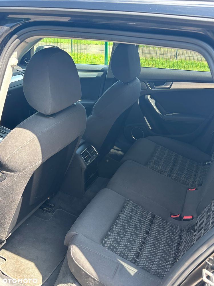 Audi A4 Avant 2.0 TDI Multitronic - 6
