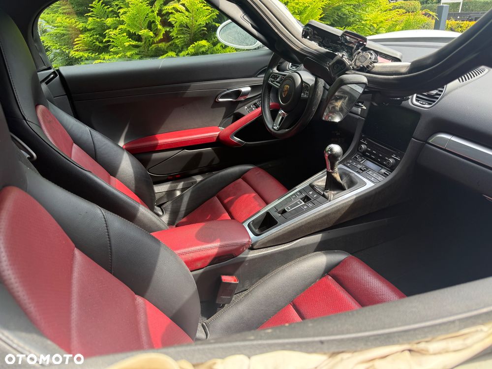 Porsche 718 Boxster S - 12