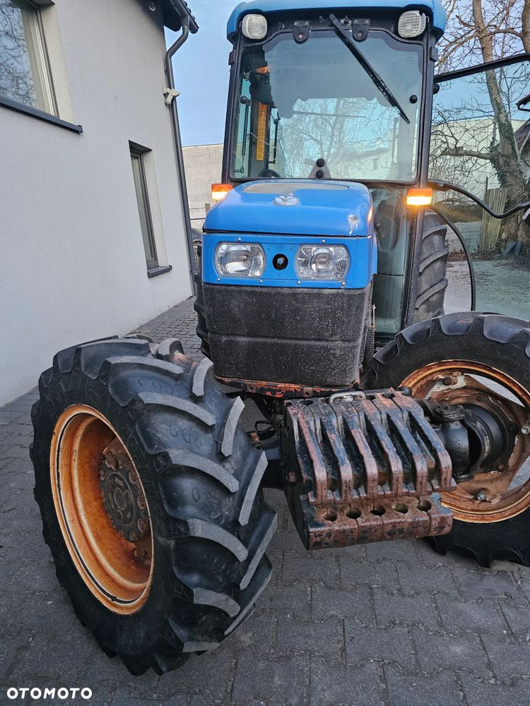 New Holland U2D6 ( w dokumentach) , model handlowy TN 85 FA - 6