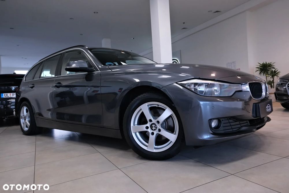 BMW Seria 3 - 18