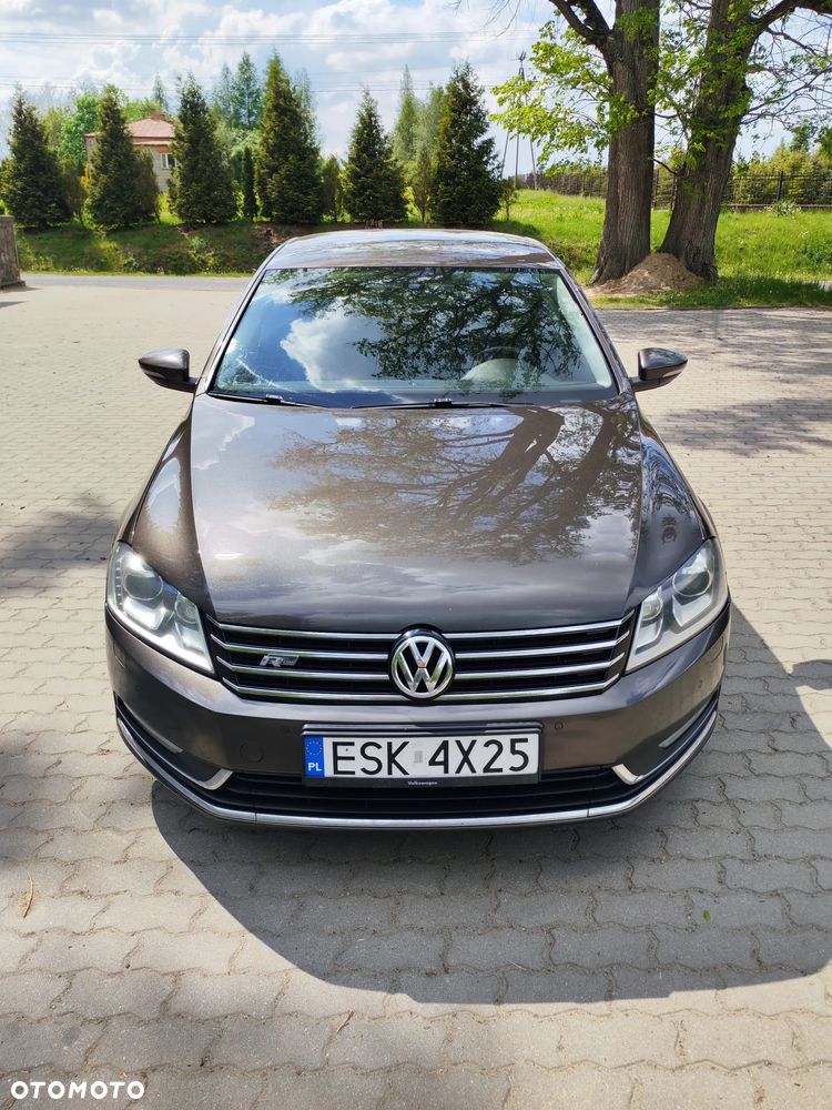 Volkswagen Passat 2.0 TDI Comfortline R-Style DSG - 1