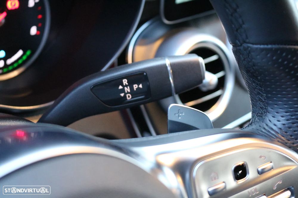 Mercedes-Benz GLC 300 de 4Matic 9G-TRONIC AMG Line - 25