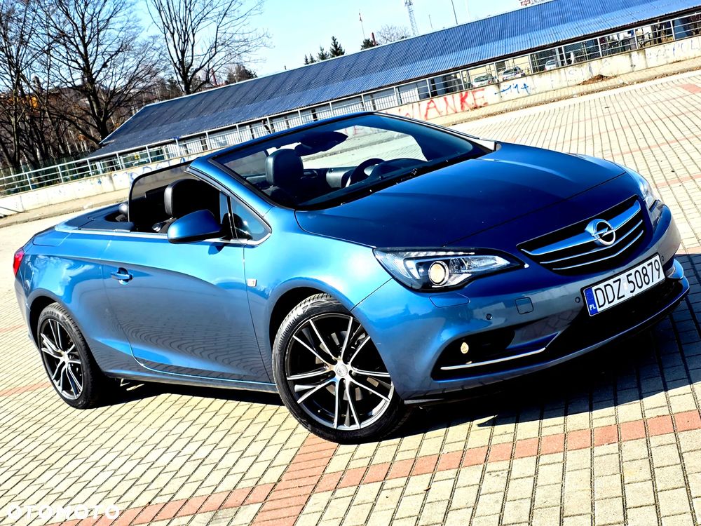 Opel Astra 2.0 T Cosmo - 3