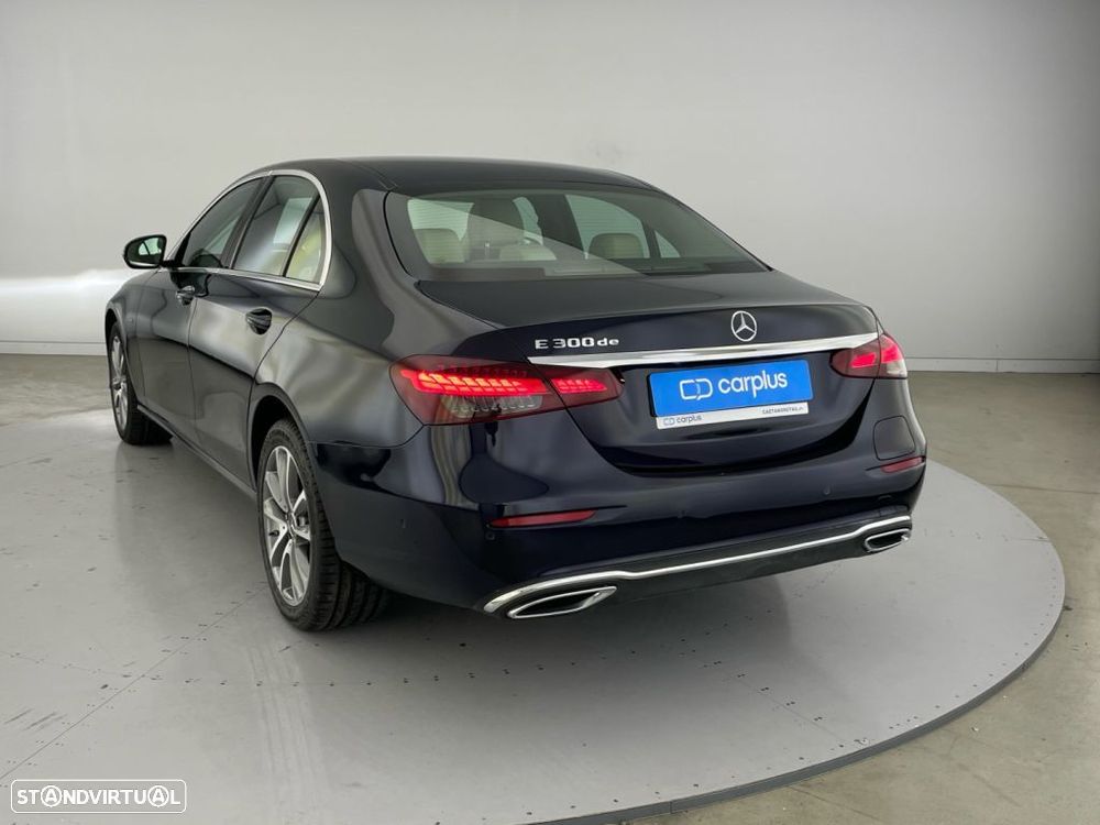 Mercedes-Benz E 300 de AMG Line - 30