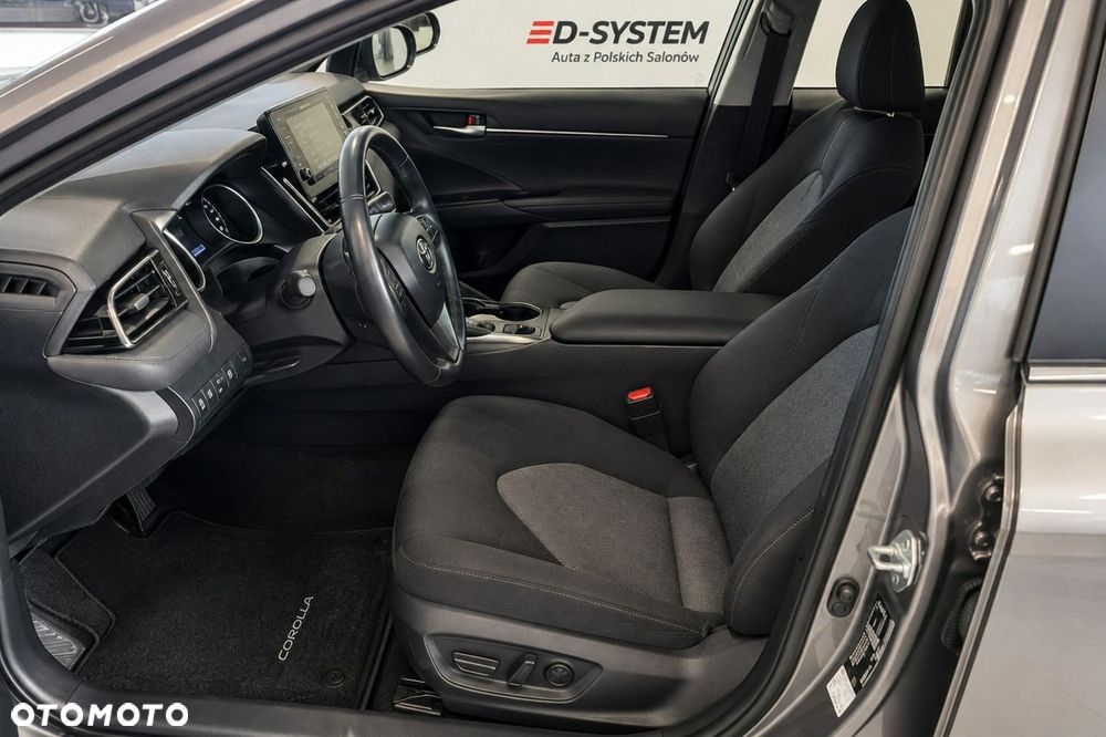 Toyota Camry - 7